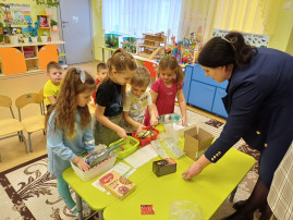 Тематическая встреча «Профессия мамы» Тематическая встреча «Профессия мамы».